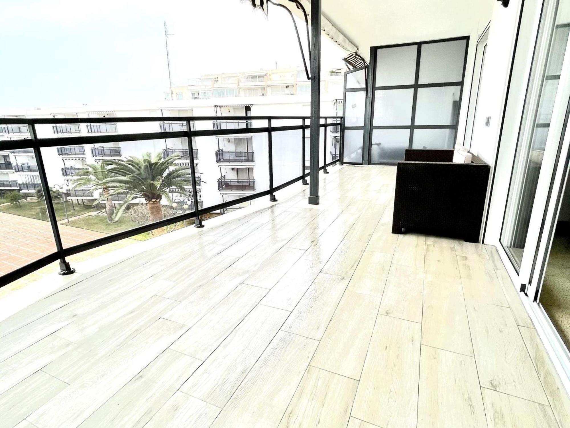 Apartbeach Capri Front Clima Y Wifi Apartment Salou