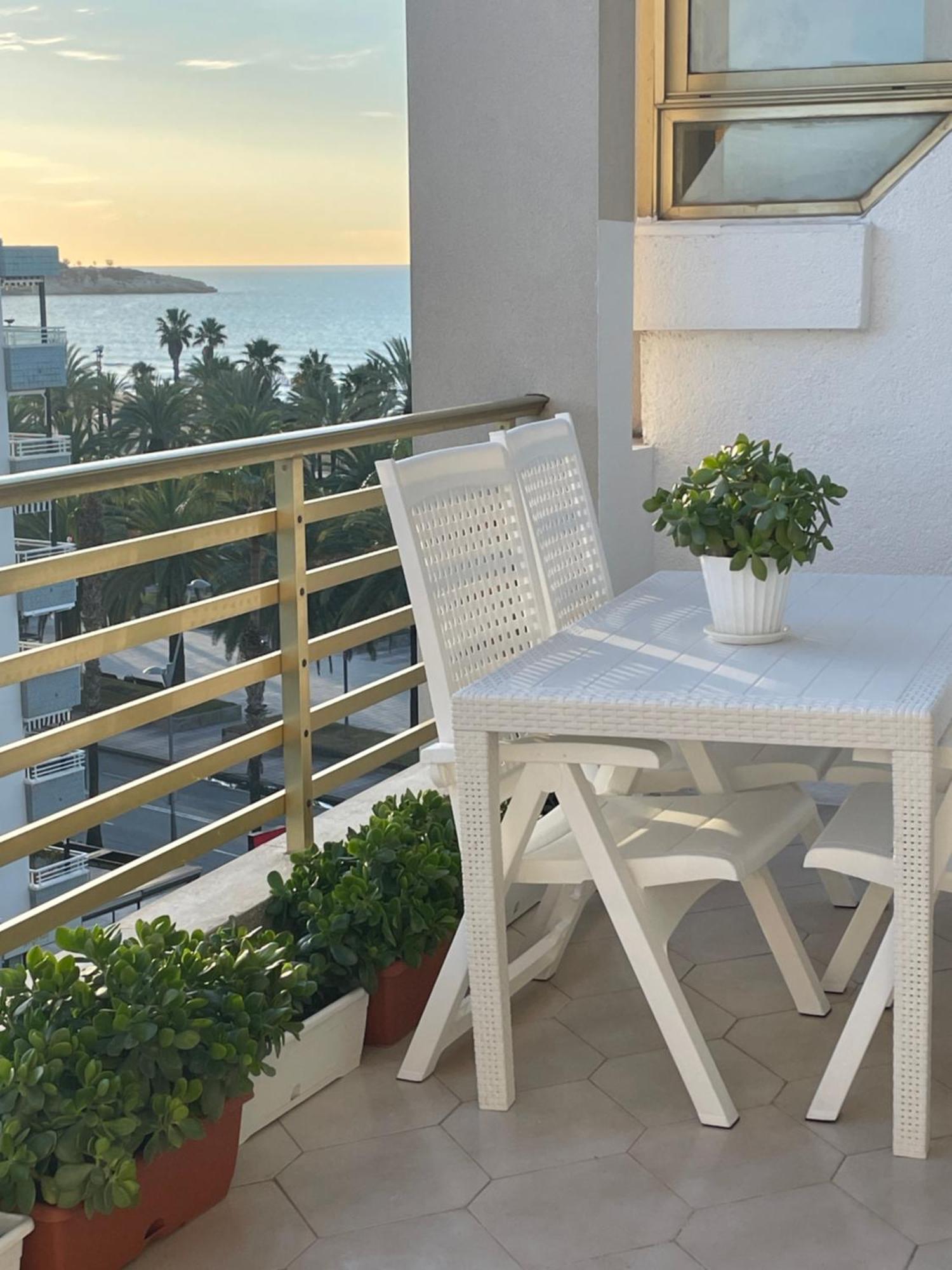 Prime Location Penthouse With Stunning Sea Views