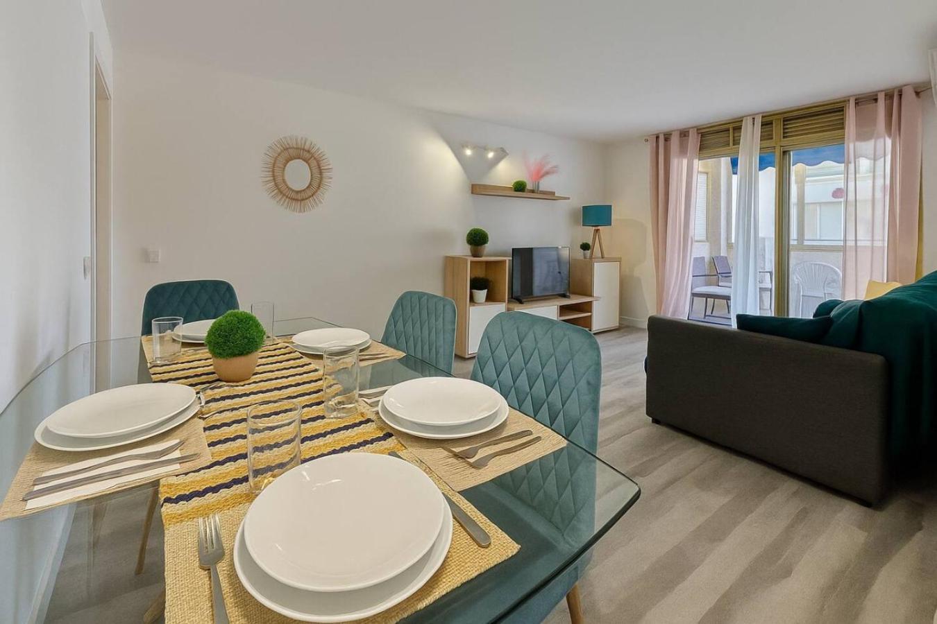 Cozy Flat With Wifi And Pool 5 Min To