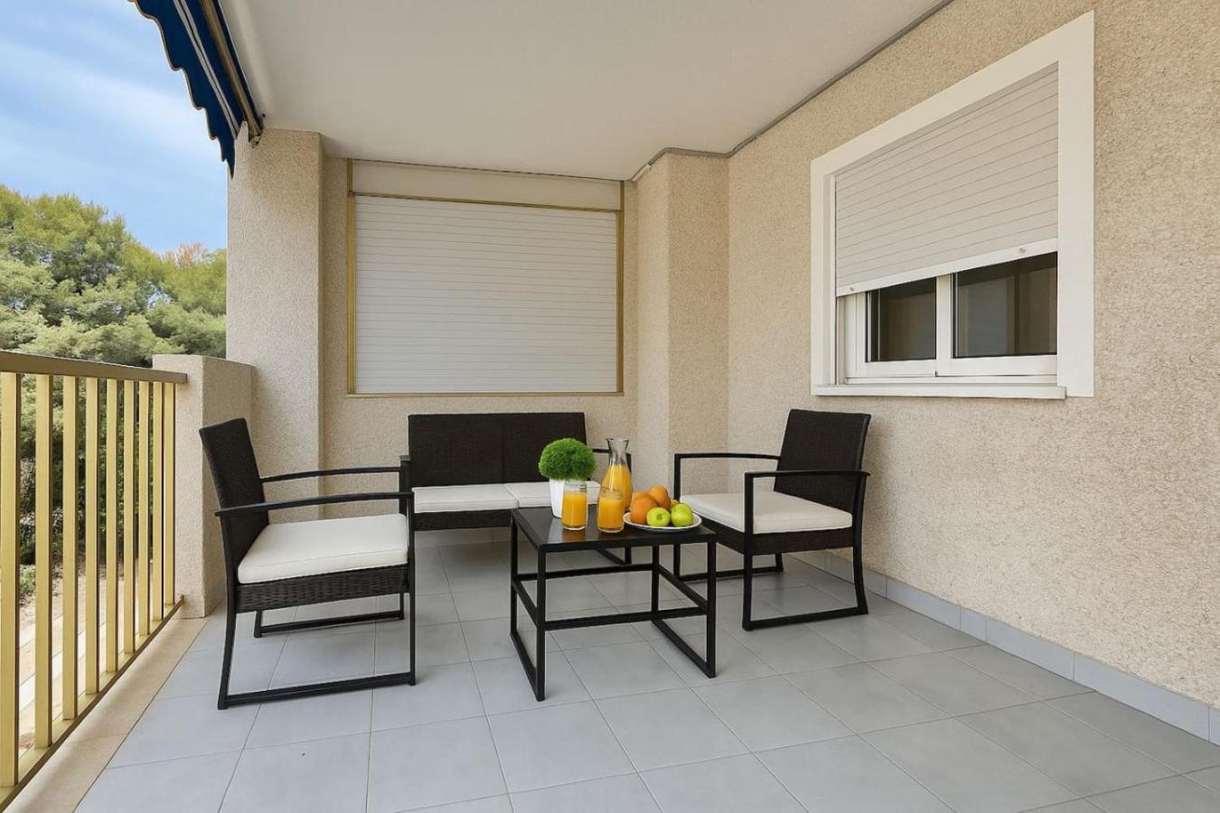 Cozy Flat With Wifi And Pool 5 Min To