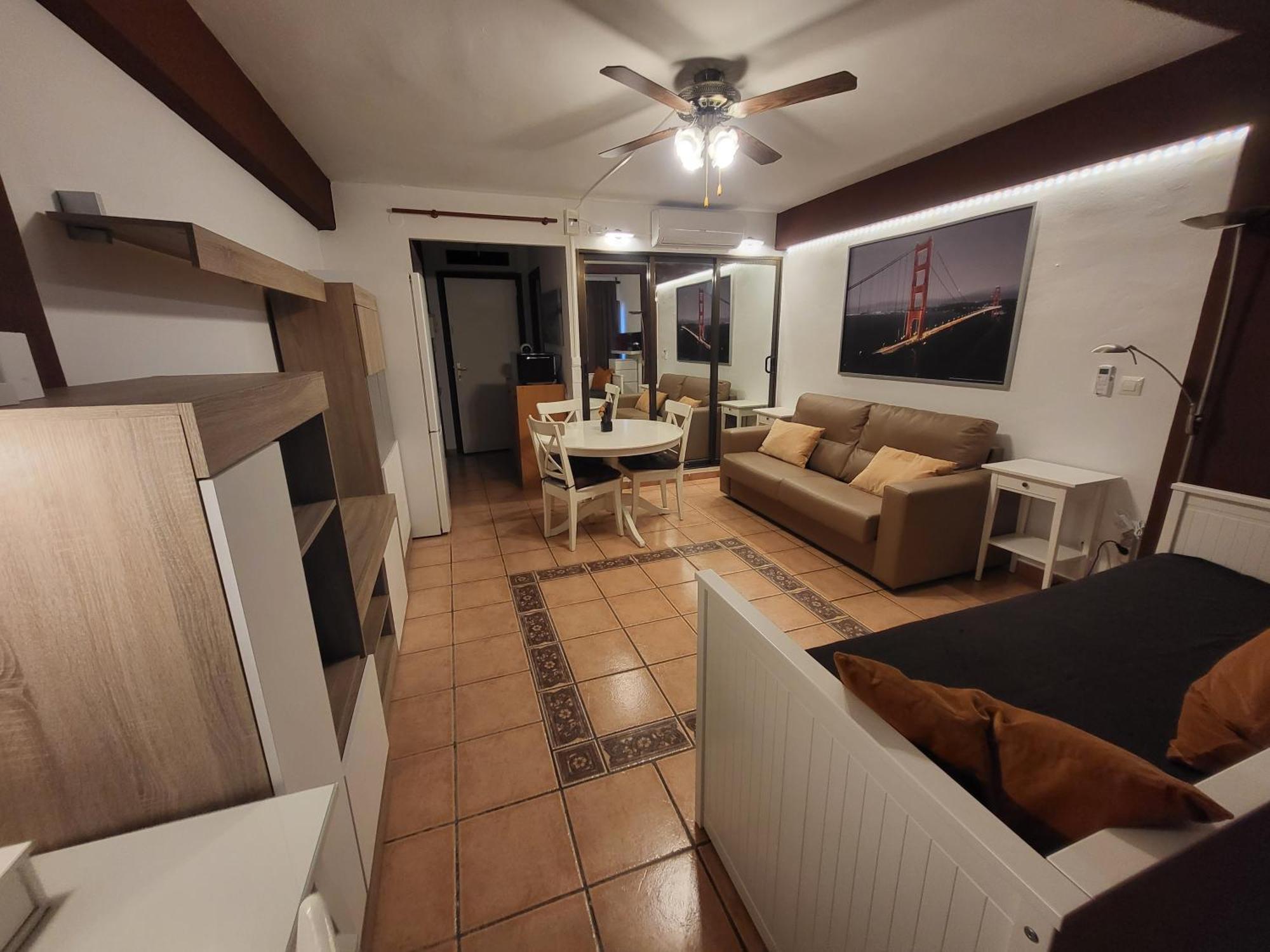 Aparta O Aporta Apartment Salou