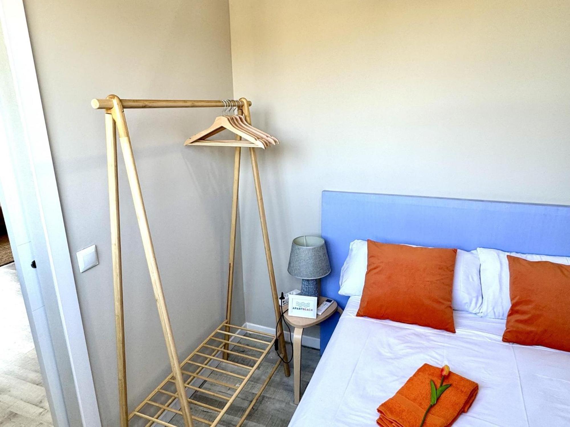 Apartbeach Atico Y Vistas Club Nautico Appartement