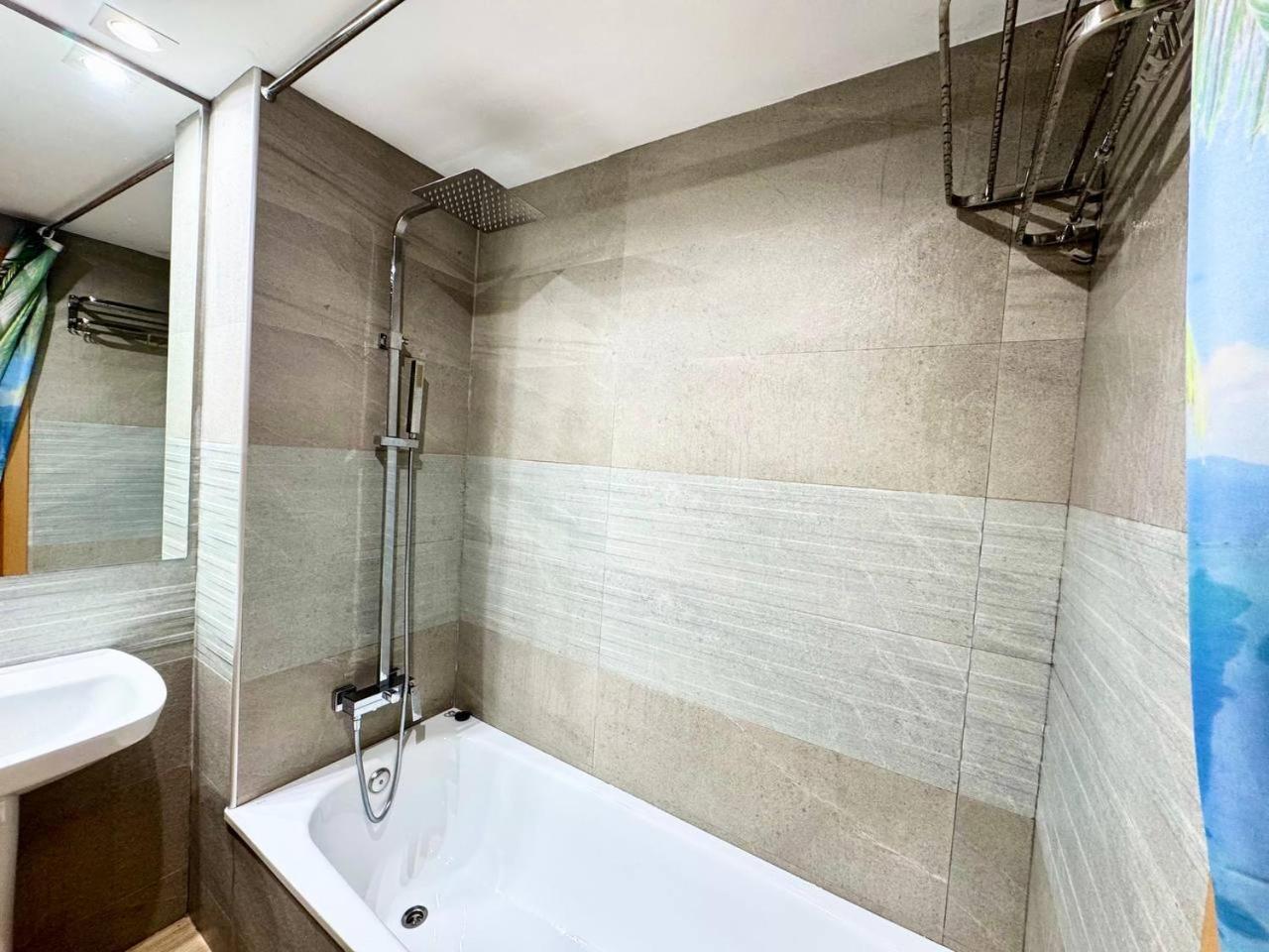 Apartsalou Inter