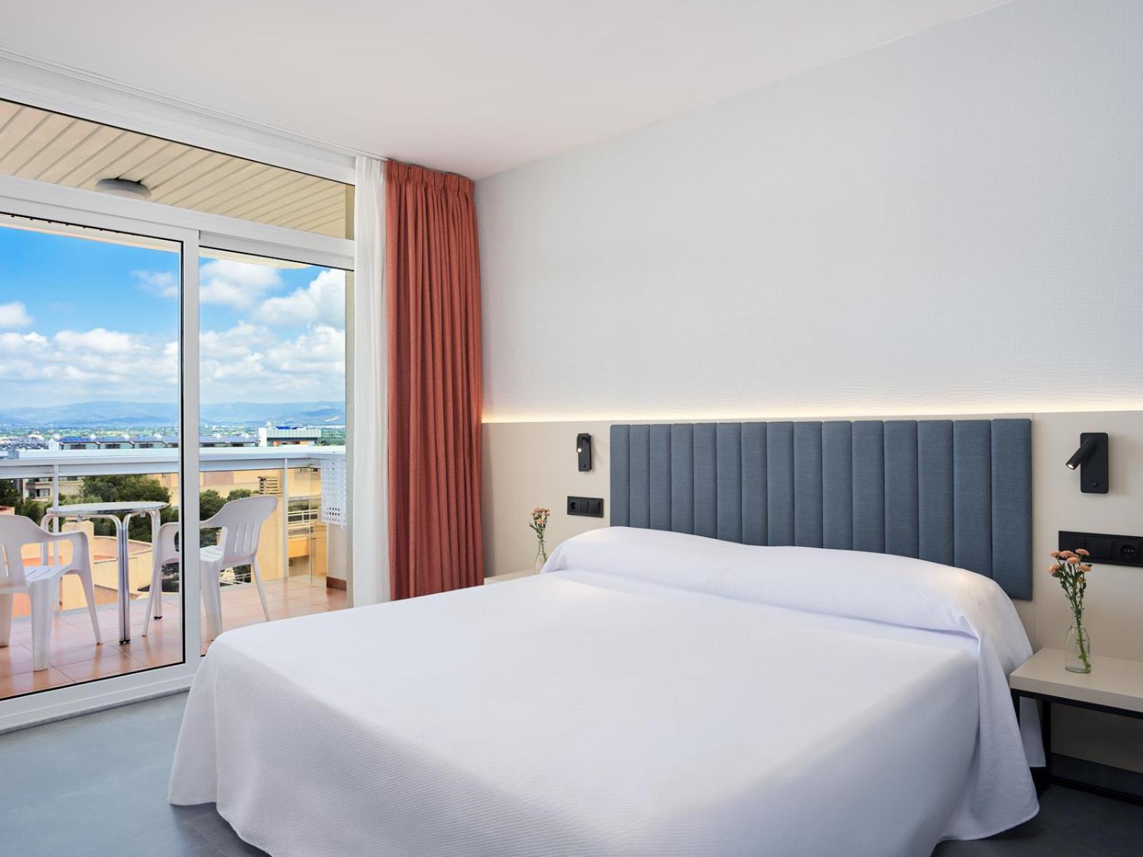Marinada Hotel 4*