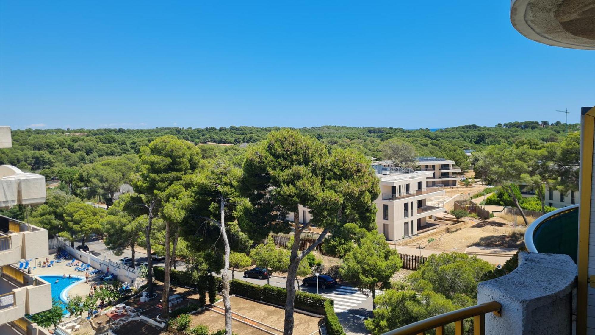 Apartment Con Piscina En
