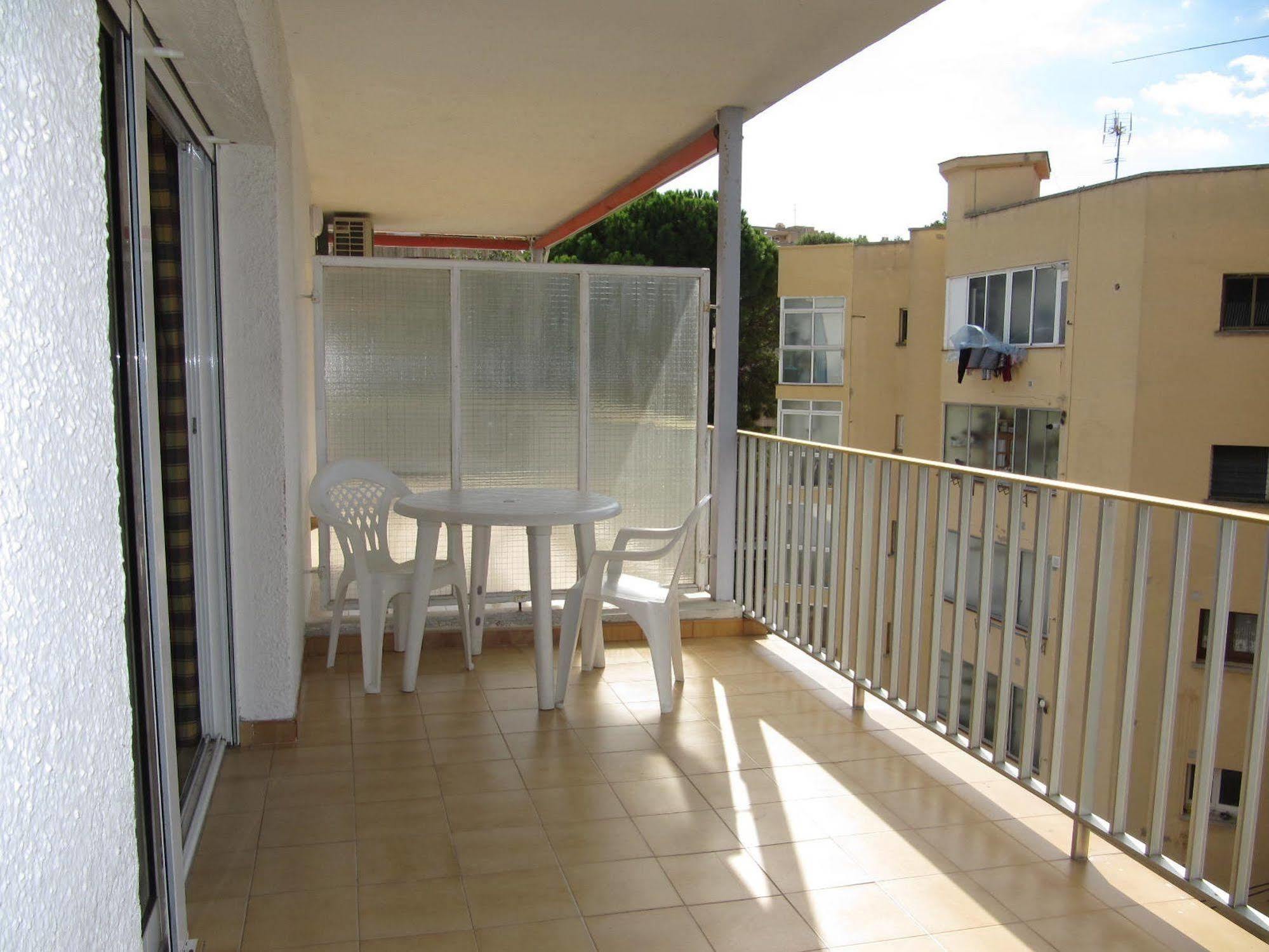 Hesperia Apartment