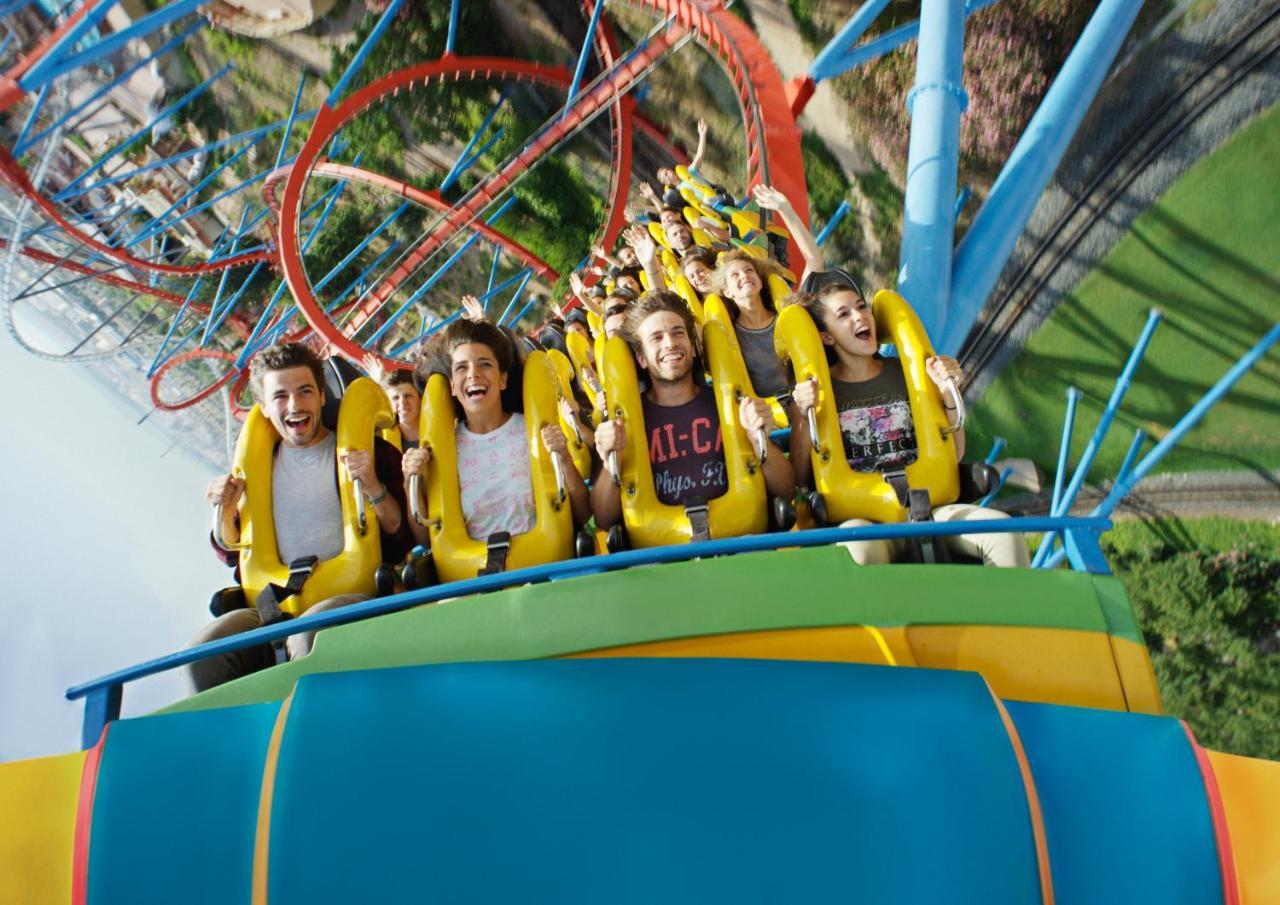 Hotel Portaventura Caribe: Unlimited Park Access & Ferrari Land Entry