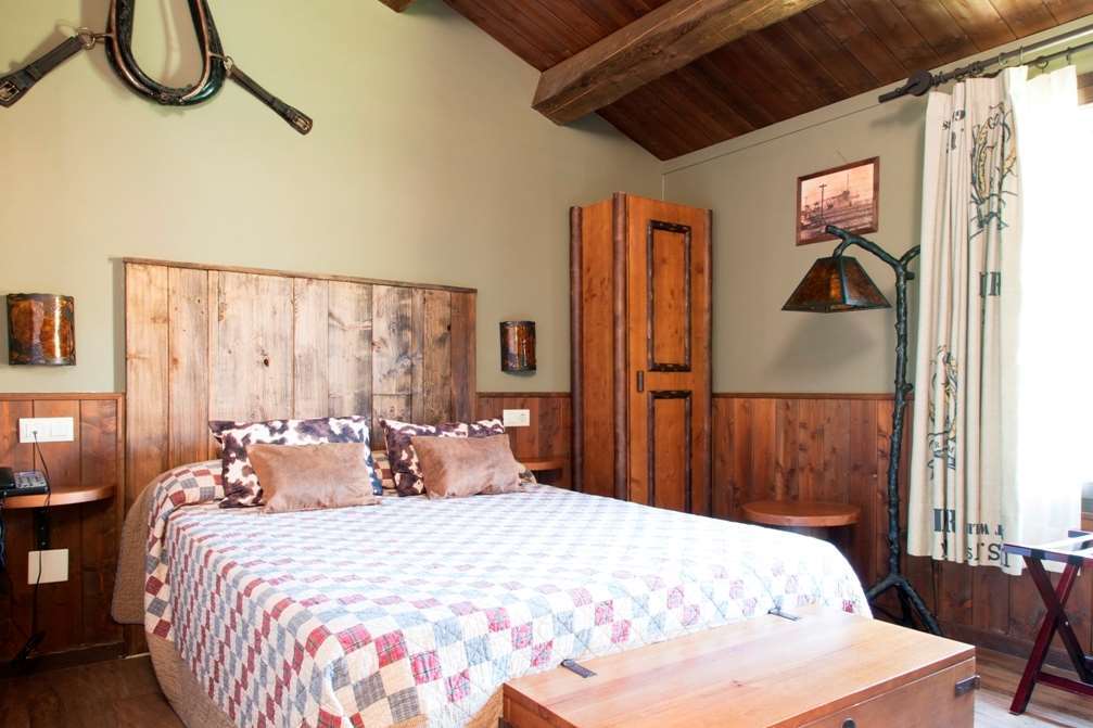 Hotel Portaventura Gold River: Theme Park Access Included Salou