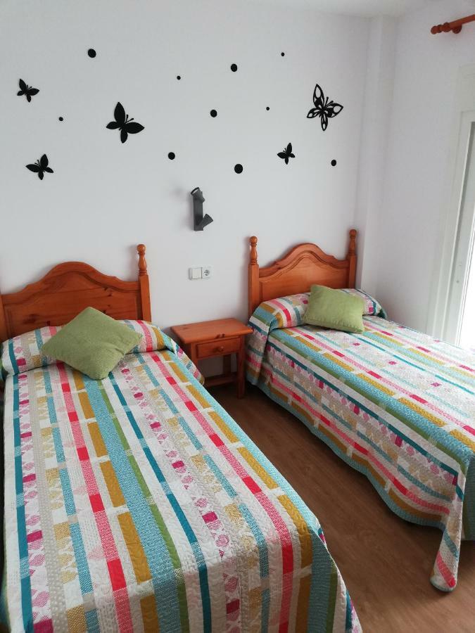 Live Apartment *