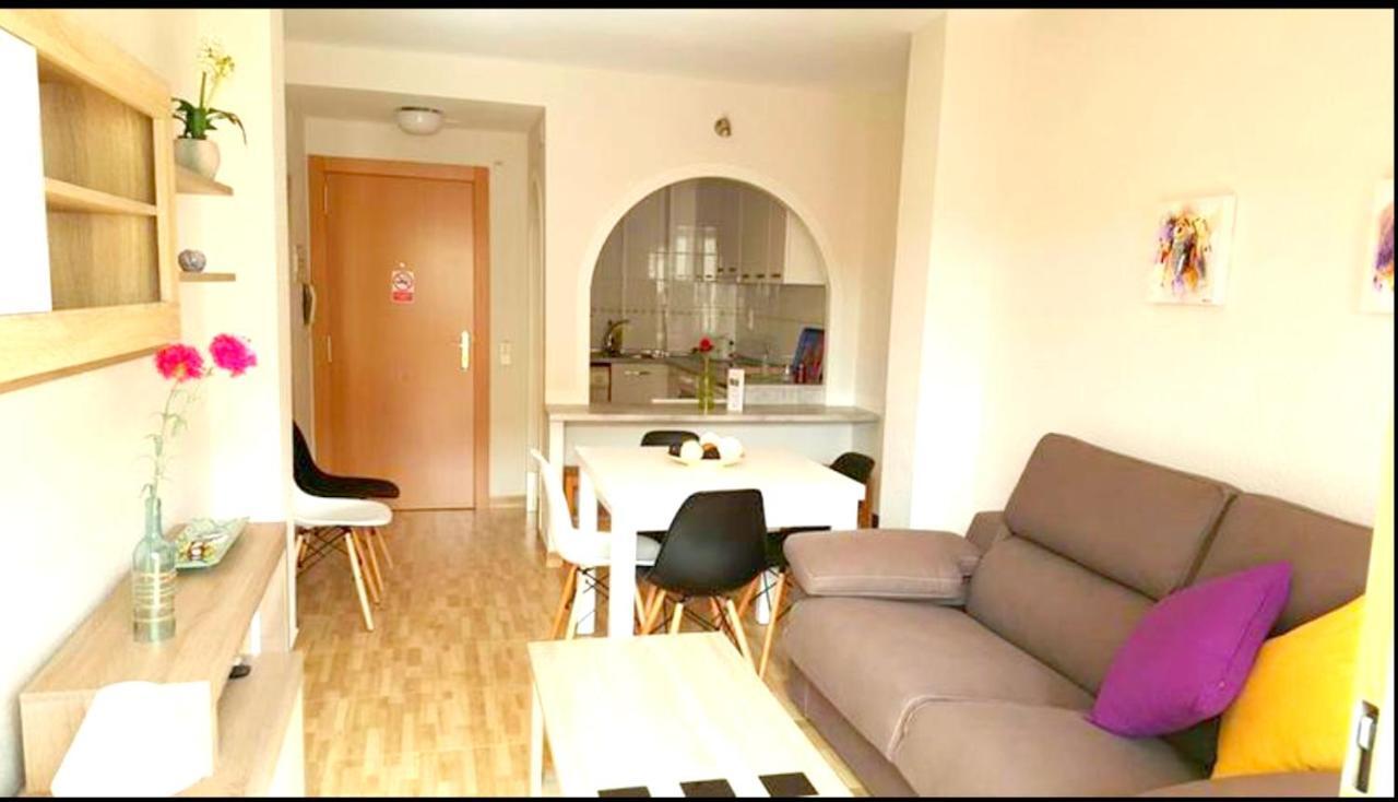 2 Bedrooms With Shared Pool Furnished Garden And Wifi At 1 Km Away From The Beach * Salou
